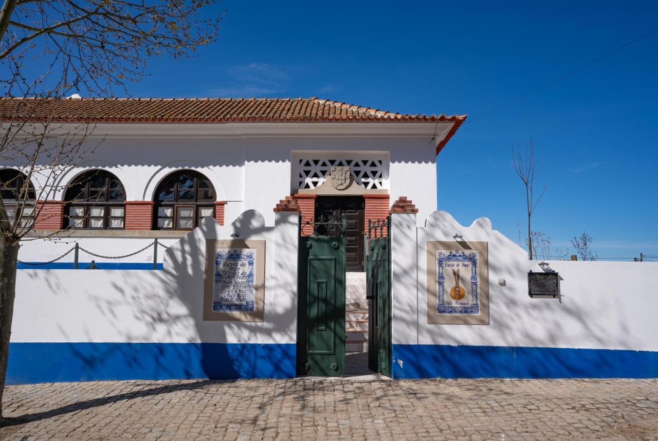 Escola Do Fado Bed & Breakfast Vila Fernando  Dış mekan fotoğraf